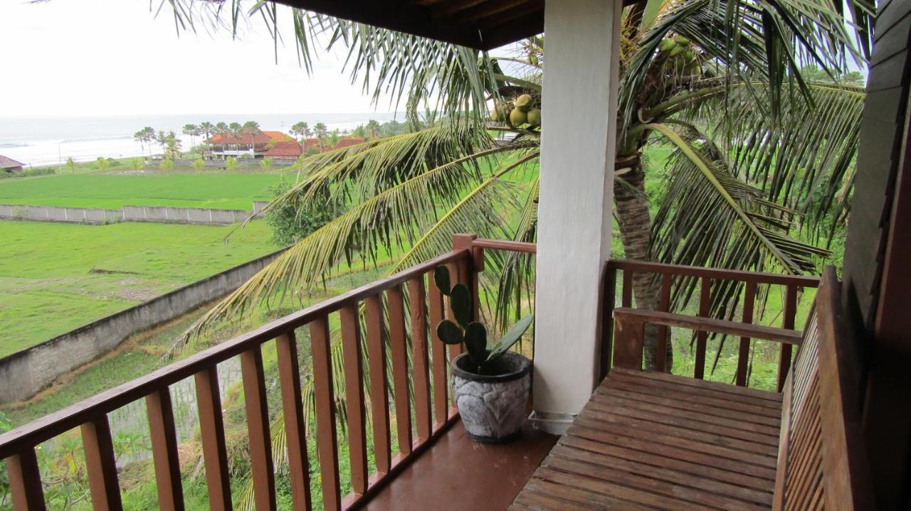 Dikaloha Surfschool And Stay Airsatang Exterior photo